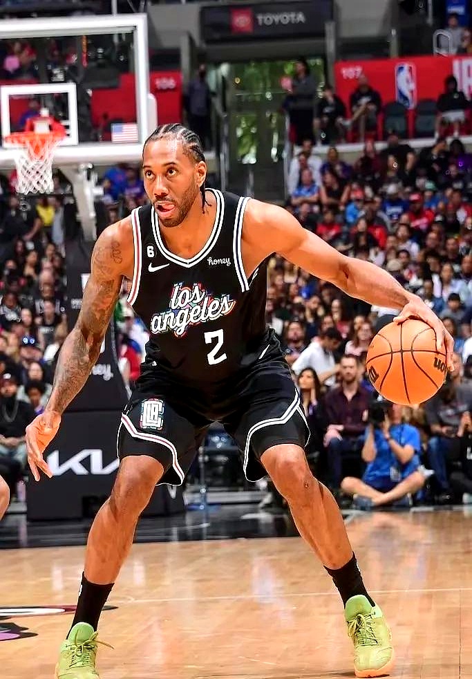 爱游戏在线-太阳横扫吉林队，伦纳德惊艳四座