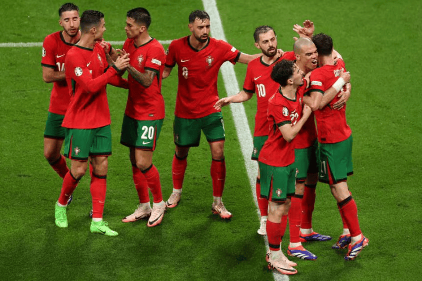 葡萄牙队绝杀奥地利队，许昕带队取胜