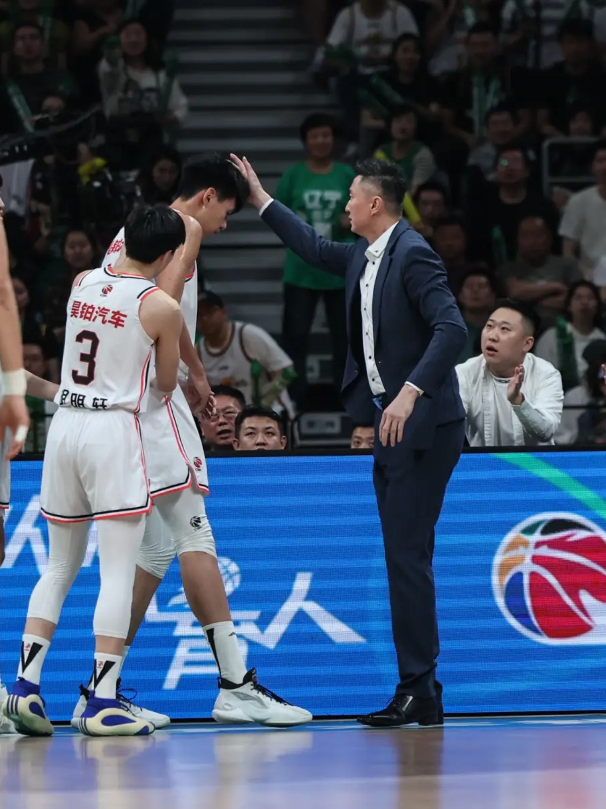 深圳队碾压北京队，张镇麟状态火热