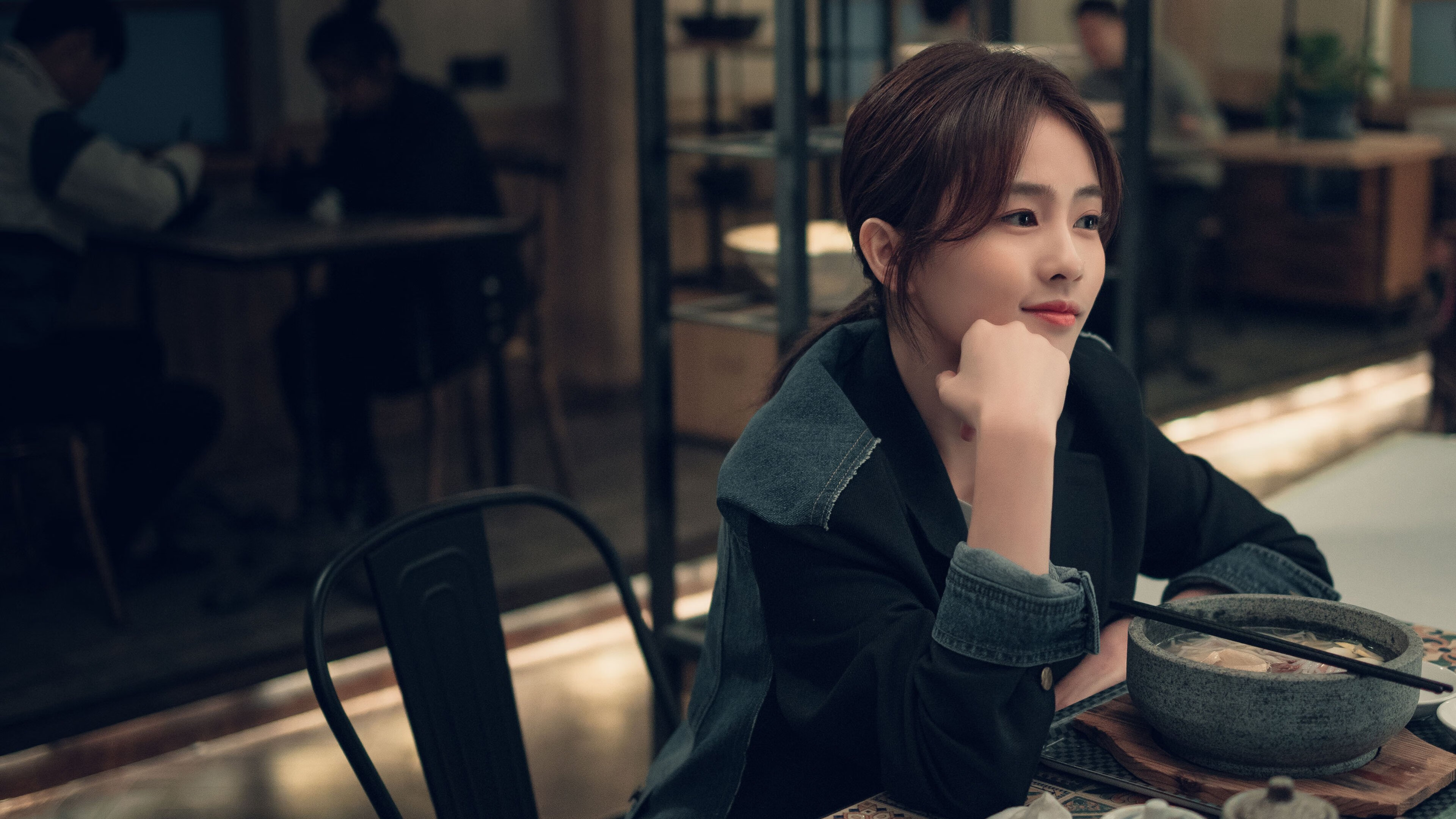 当桑巴军团遭遇音乐王国，莱万独奏改写对决剧本