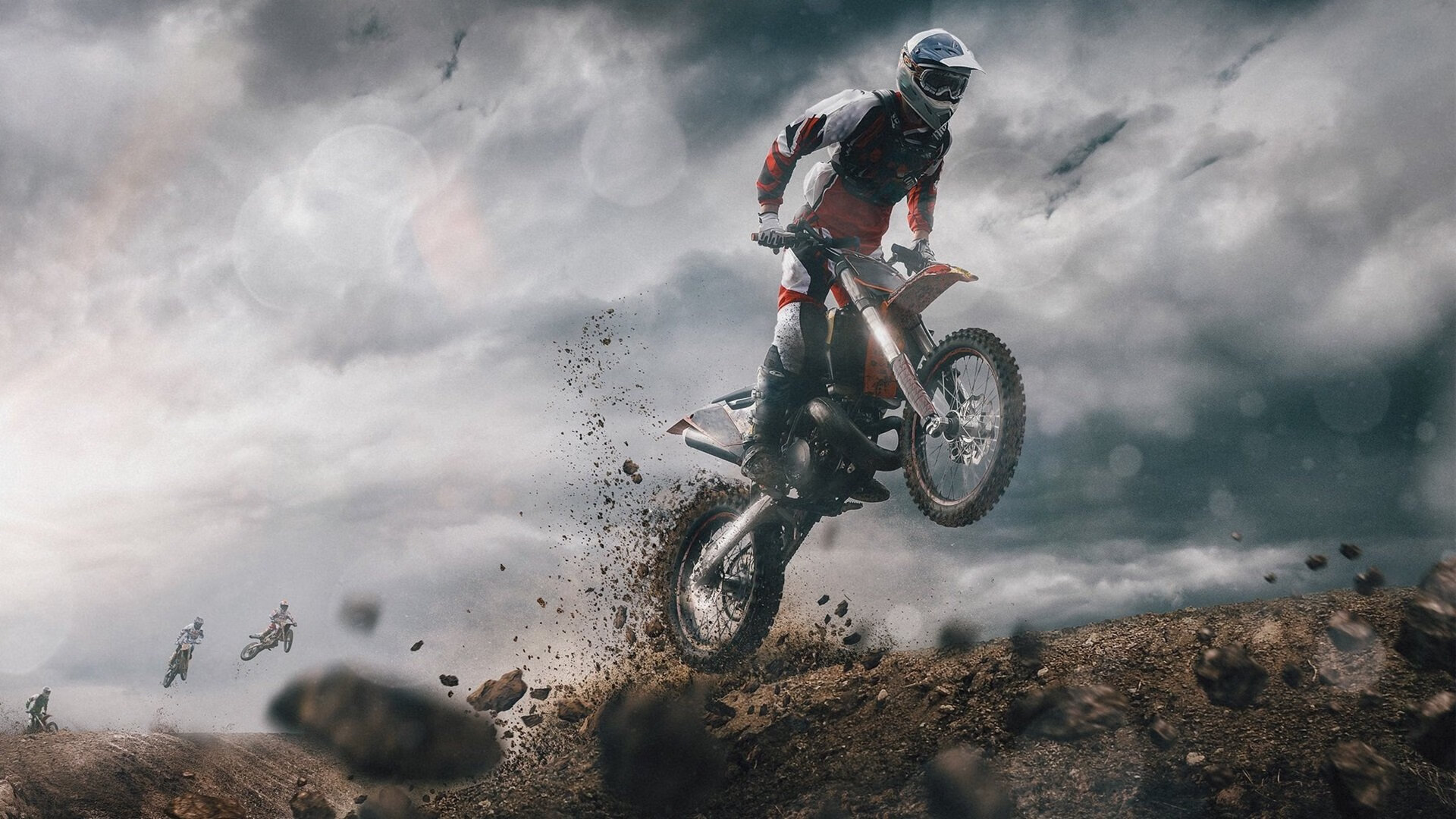 从嘘声到掌声，在美加墨的炙热夜晚，阿坎吉完成了他迟到的救赎