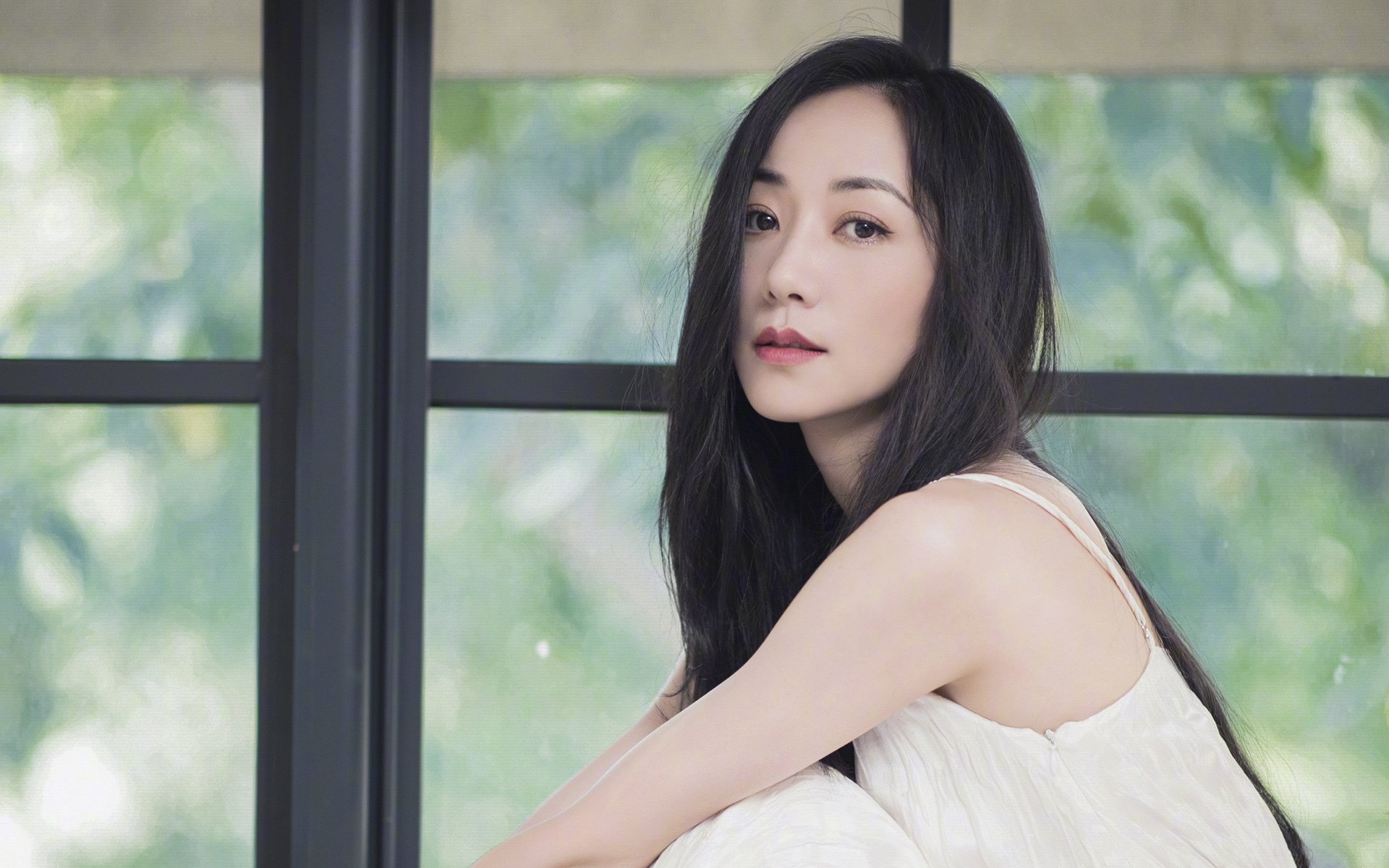 爱游戏APP-阴影与继承，杰伦格林爆发背后的热火战法数字飨宴