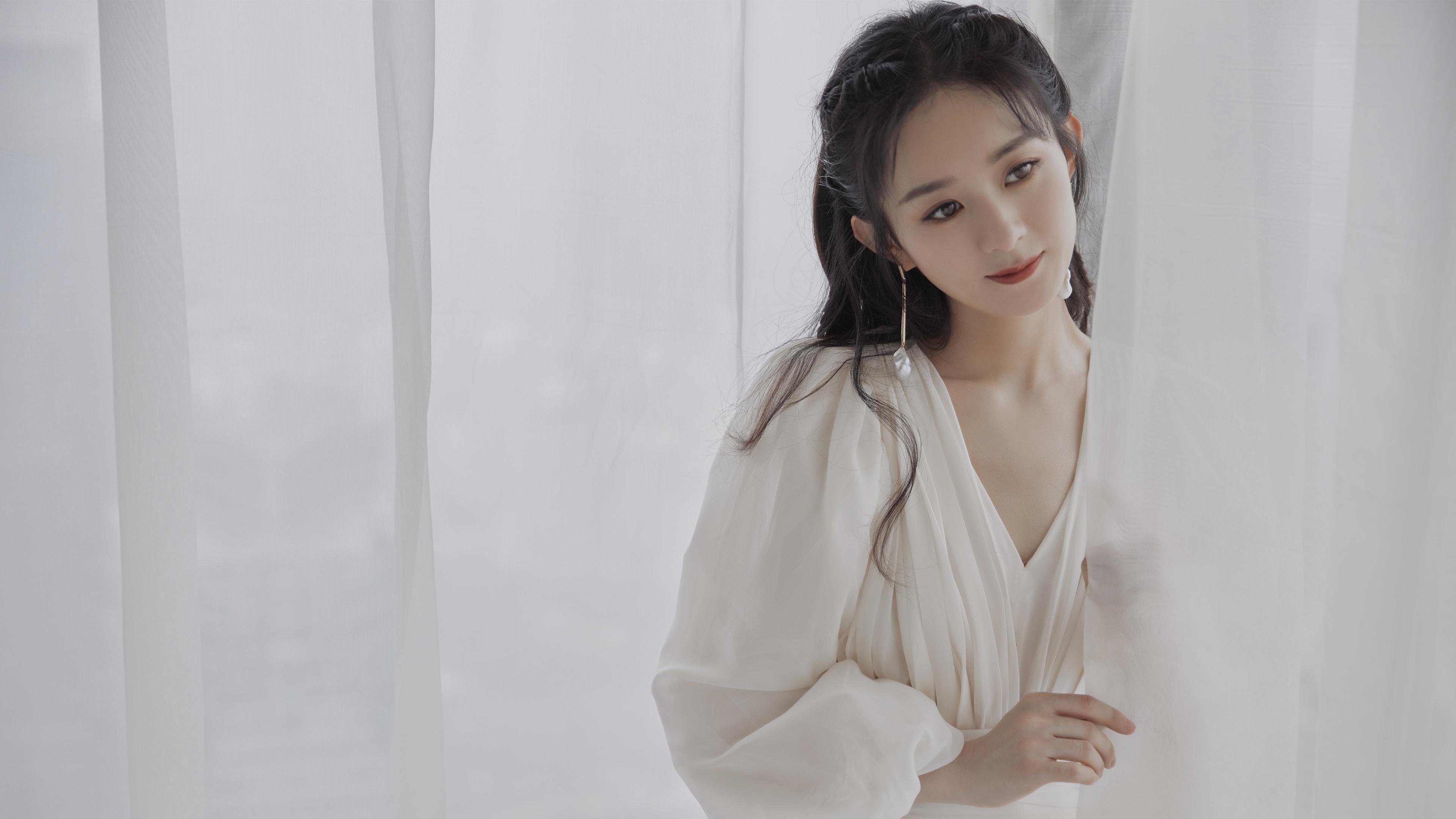 爱游戏入口-马刺三分雨淹没撕裂之城，切特化身禁区守护神终结悬念