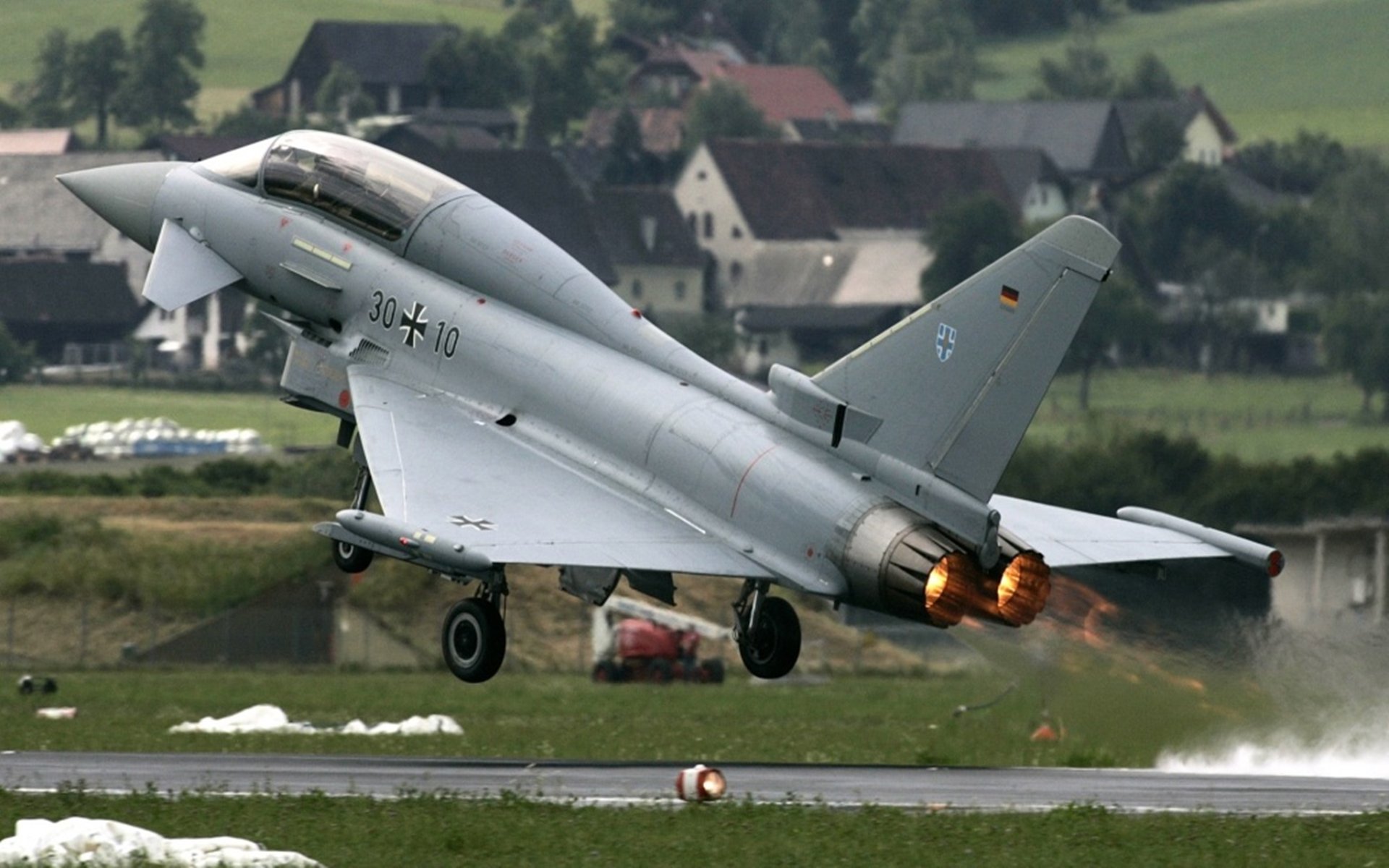 绿茵风暴，英超争冠白热化下的跨界震撼—波兰力量横扫莱比锡红牛的启示