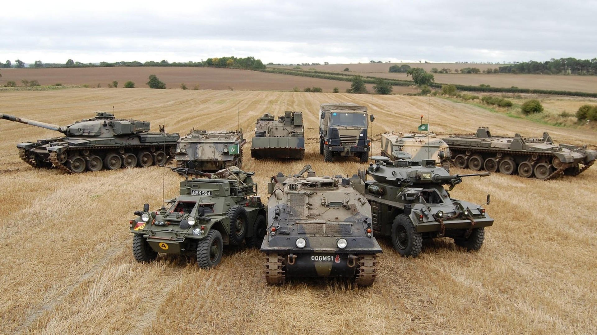 冷门与主宰，日本震撼乌拉圭，莫德里奇德比称王—足球世界的双重奏